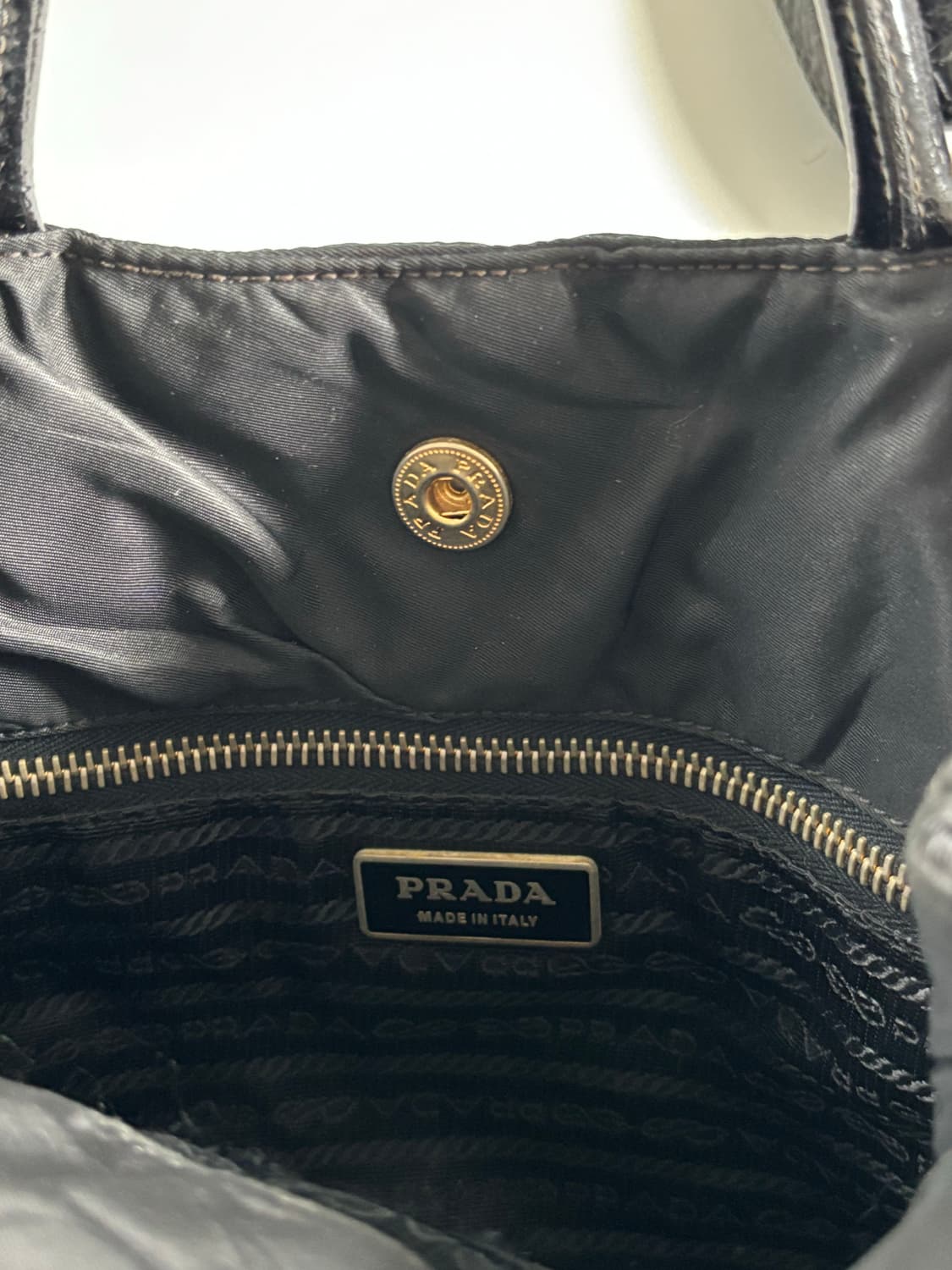 PRADA 프라다 나일론 금장 핸들 투웨이 백 상품이미지7