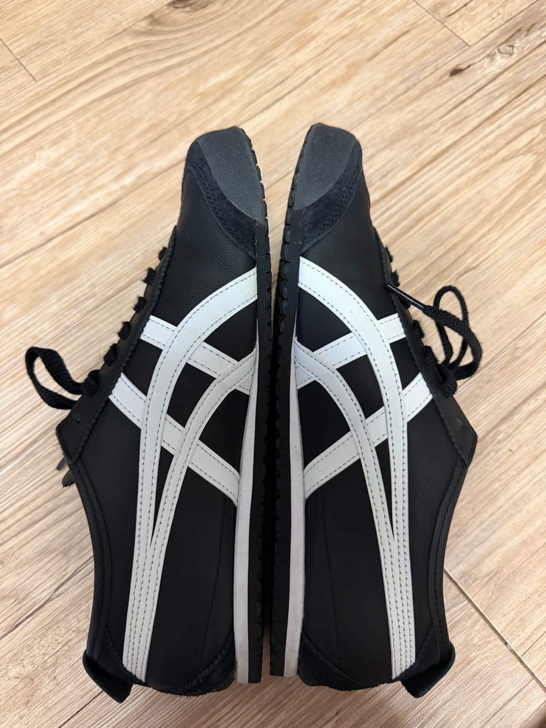 오니츠카타이거 멕시코 66 블랙 화이트 상품이미지3