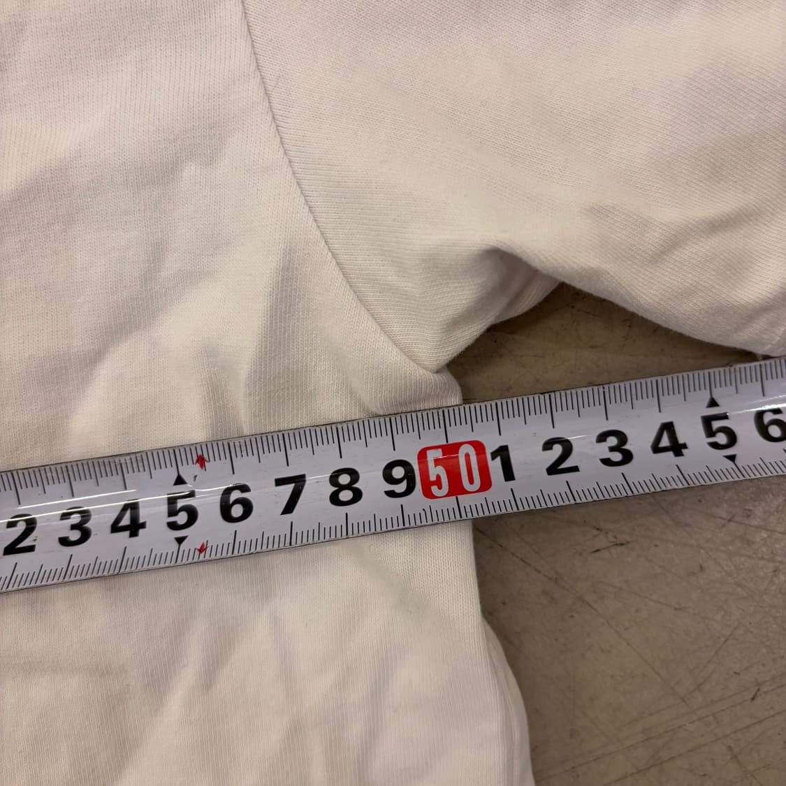 인사일런스 스티치 화이트 반팔티 상품이미지5