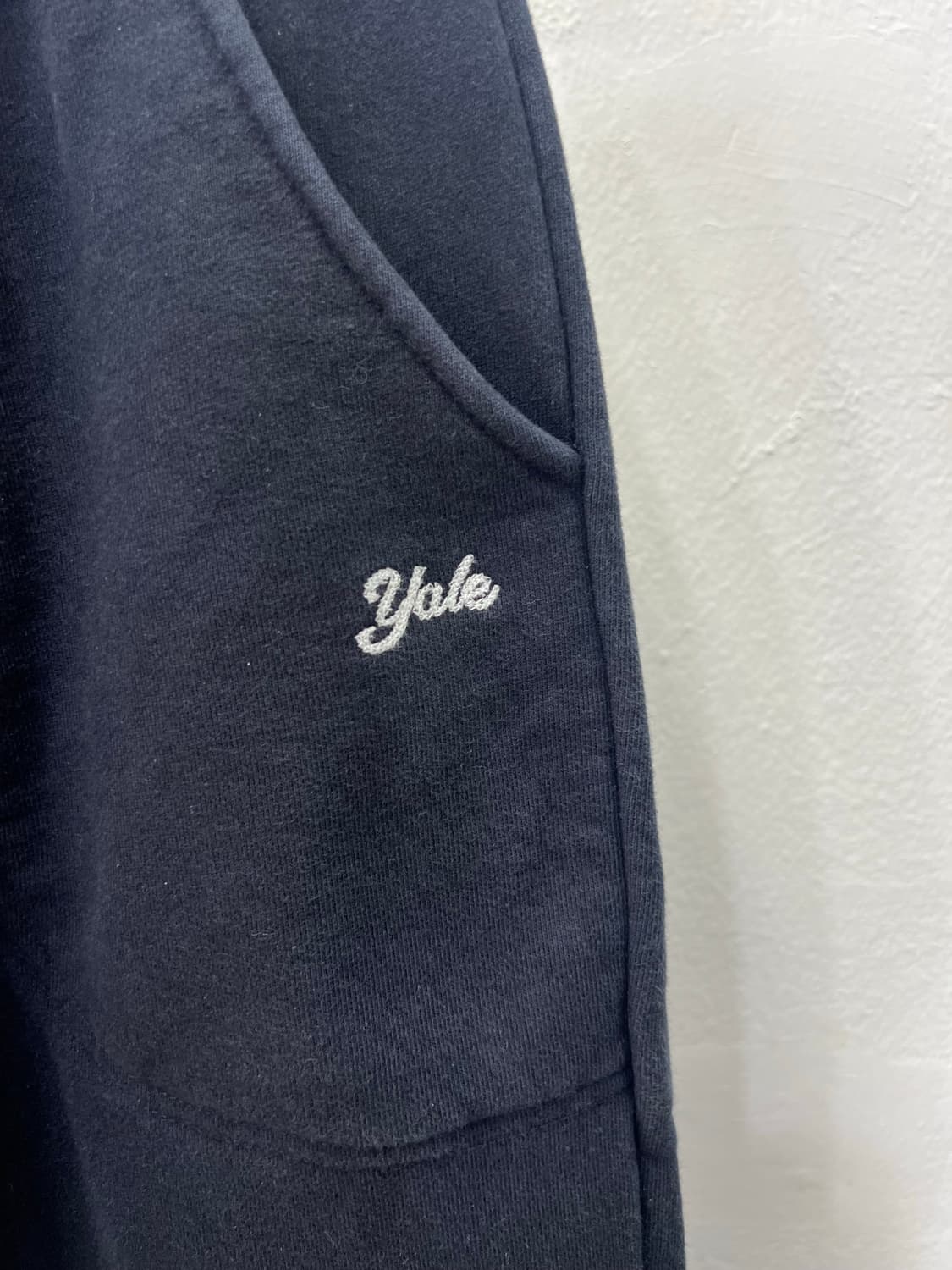 정품) 예일 YALE 네이비 스웻팬츠 L 상품이미지4