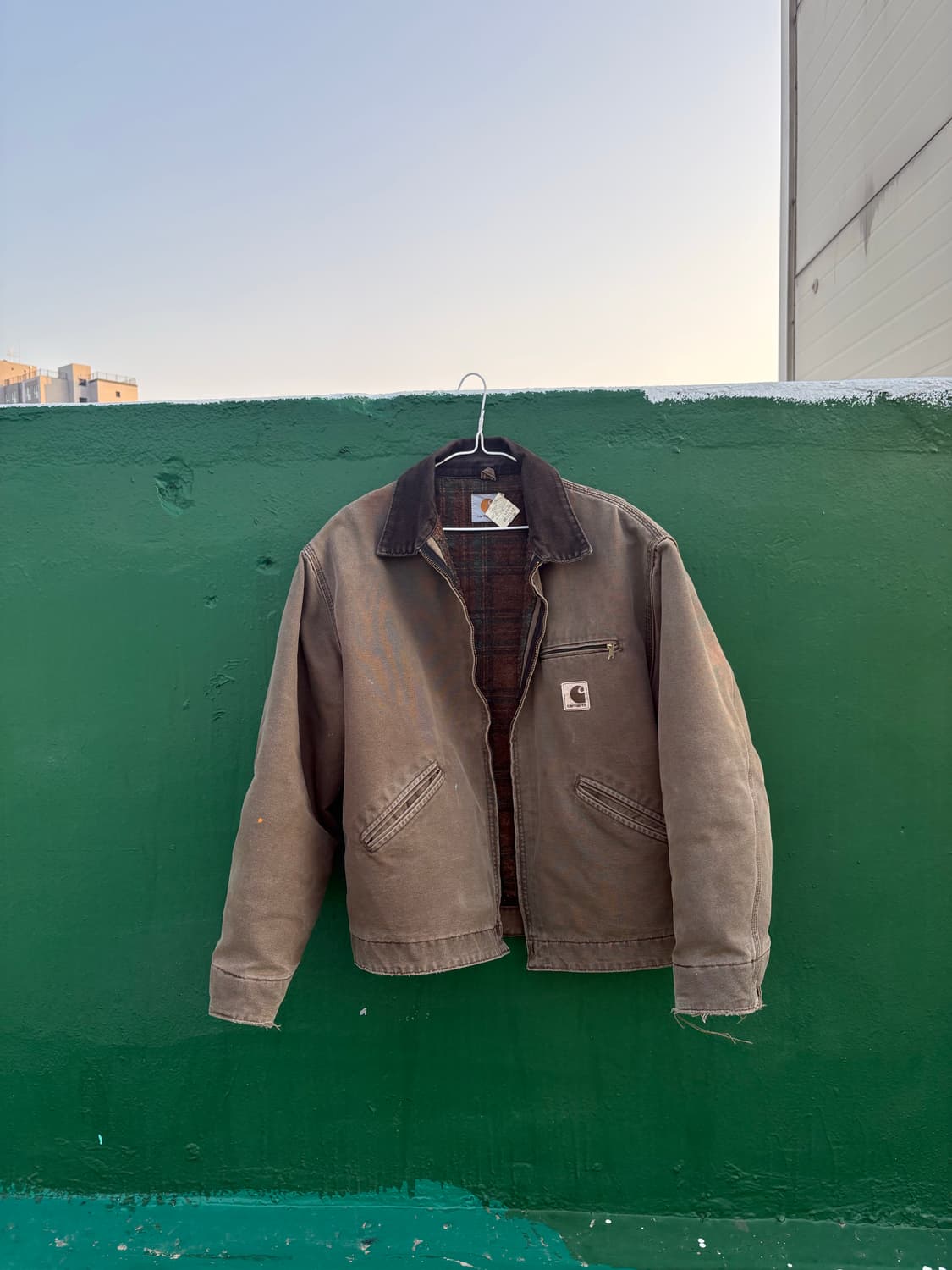 칼하트 디트로이트 자켓 J43 cht (size: XL) 상품이미지1