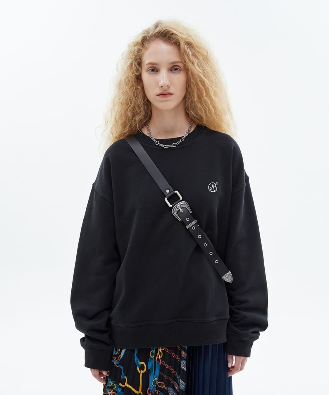 앤더슨벨 시그니처 엠블럼 스웻 셔츠 맨투맨 L 100 블랙 자수 기모 상품이미지2