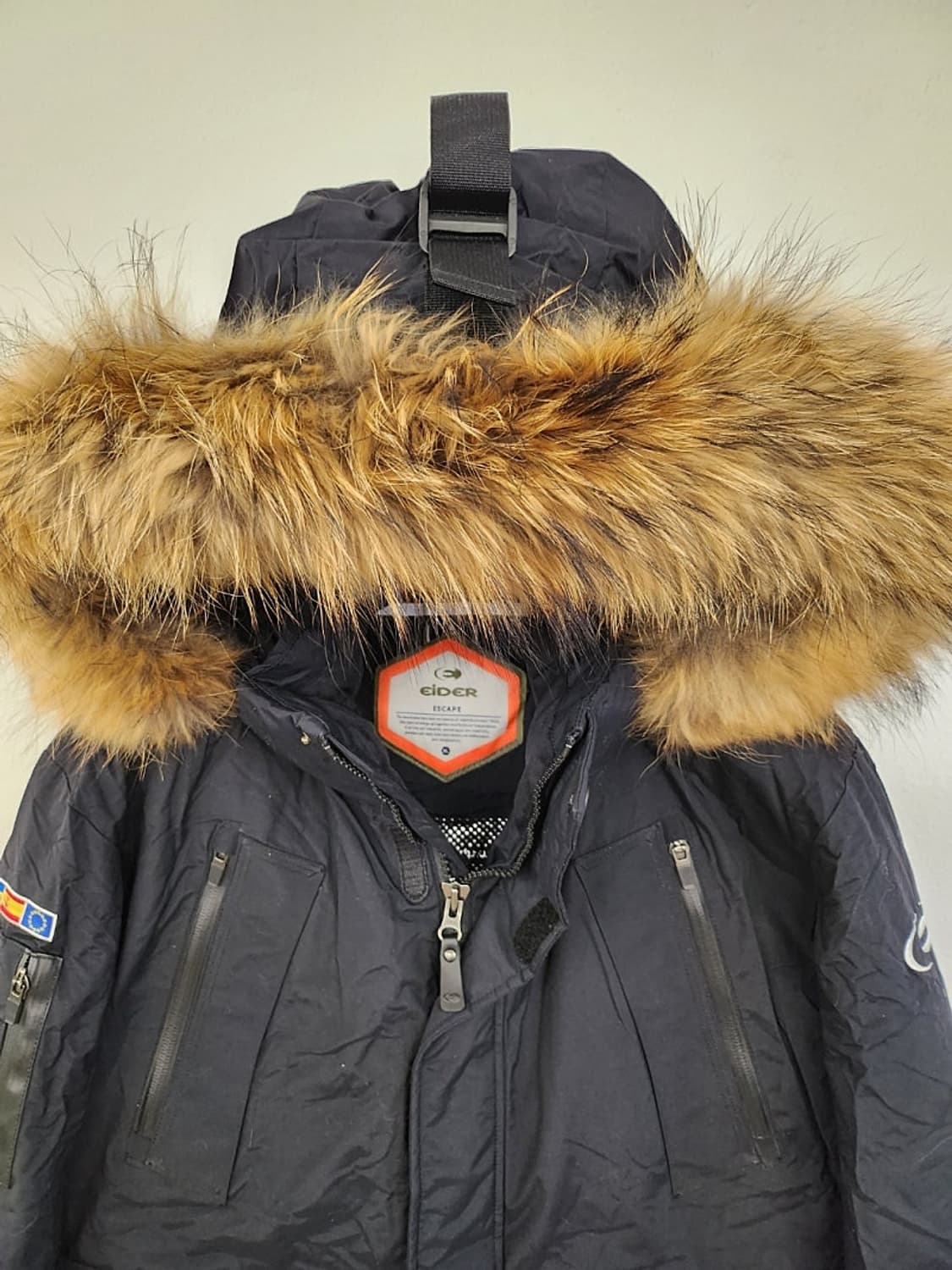 아이더 남성 크롭 다운패딩 너구리털  상품이미지3