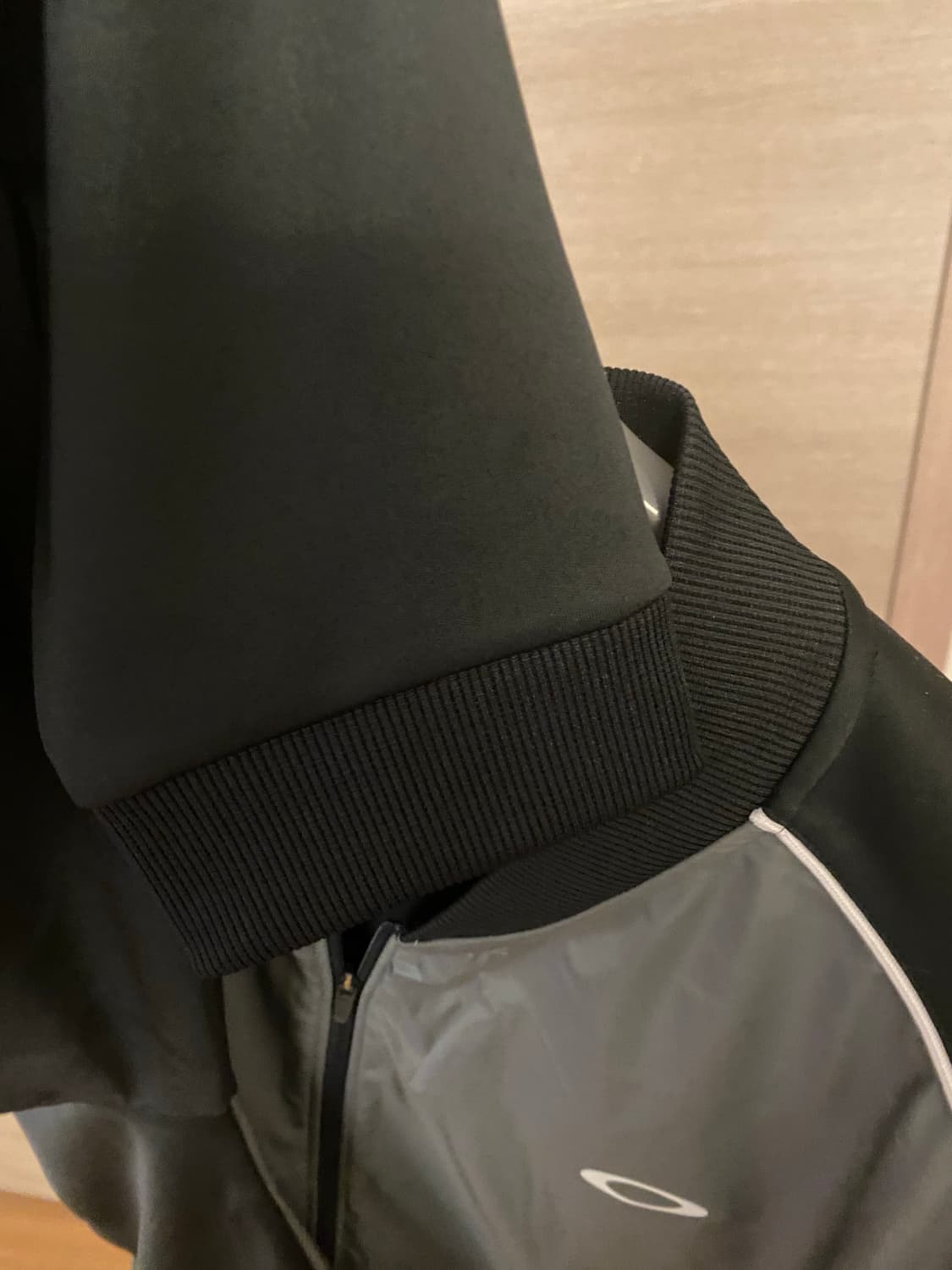 오클리 하프집업 L(105) 상품이미지3