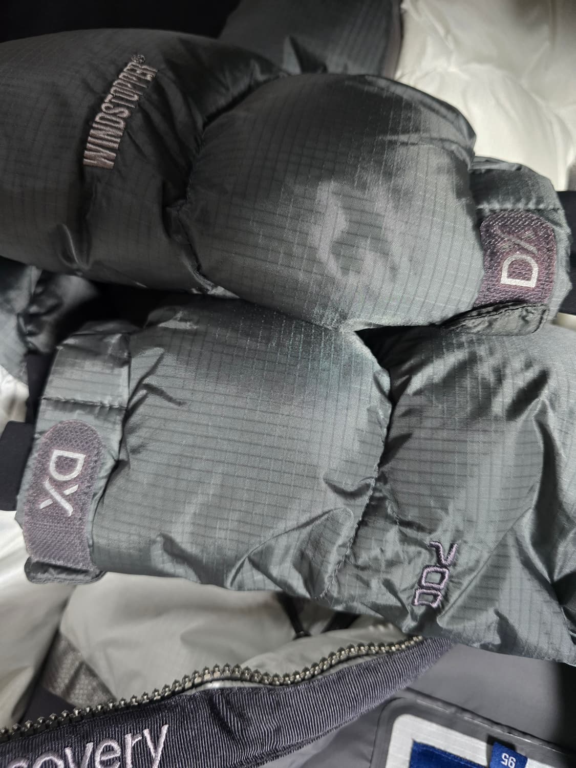 디스커버리 여성 고어 윈드스토퍼 덕다운패딩.    싸이즈 95   상품이미지7