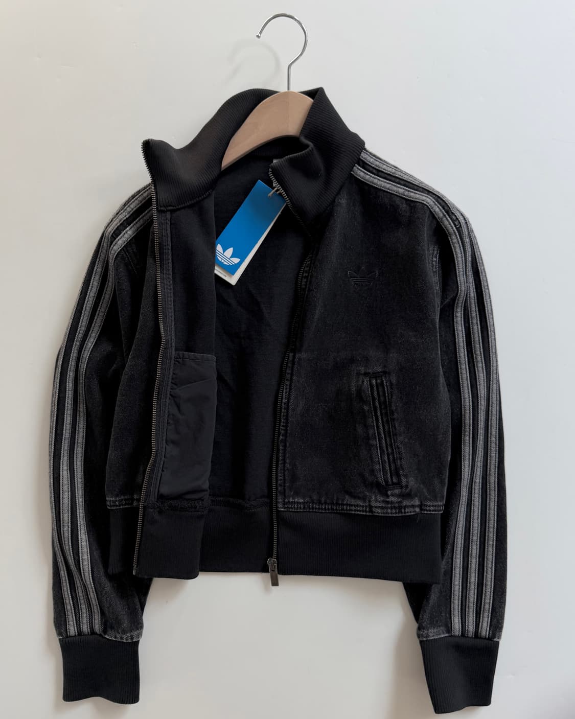 새상품 Adidas 아디다스 파이어버드로고 크롭 데님 트랙자켓 상품이미지2