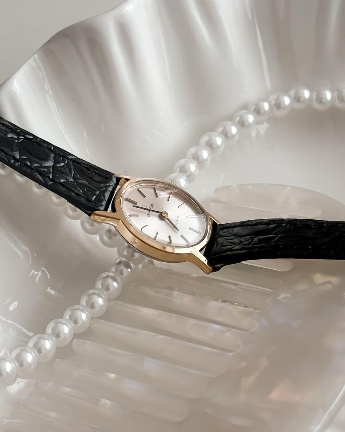 오메가 제네브 수동 오벌 시계 상품이미지3