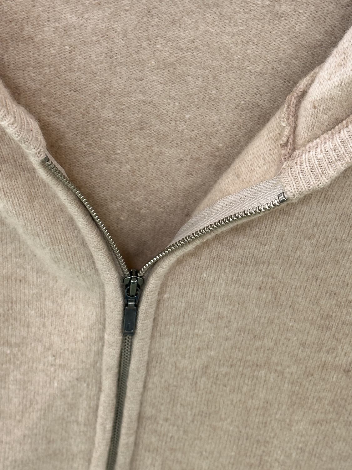 soft beige wool hd zip up 상품이미지4