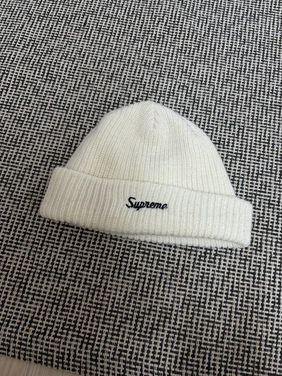 슈프림 비니 상품이미지1