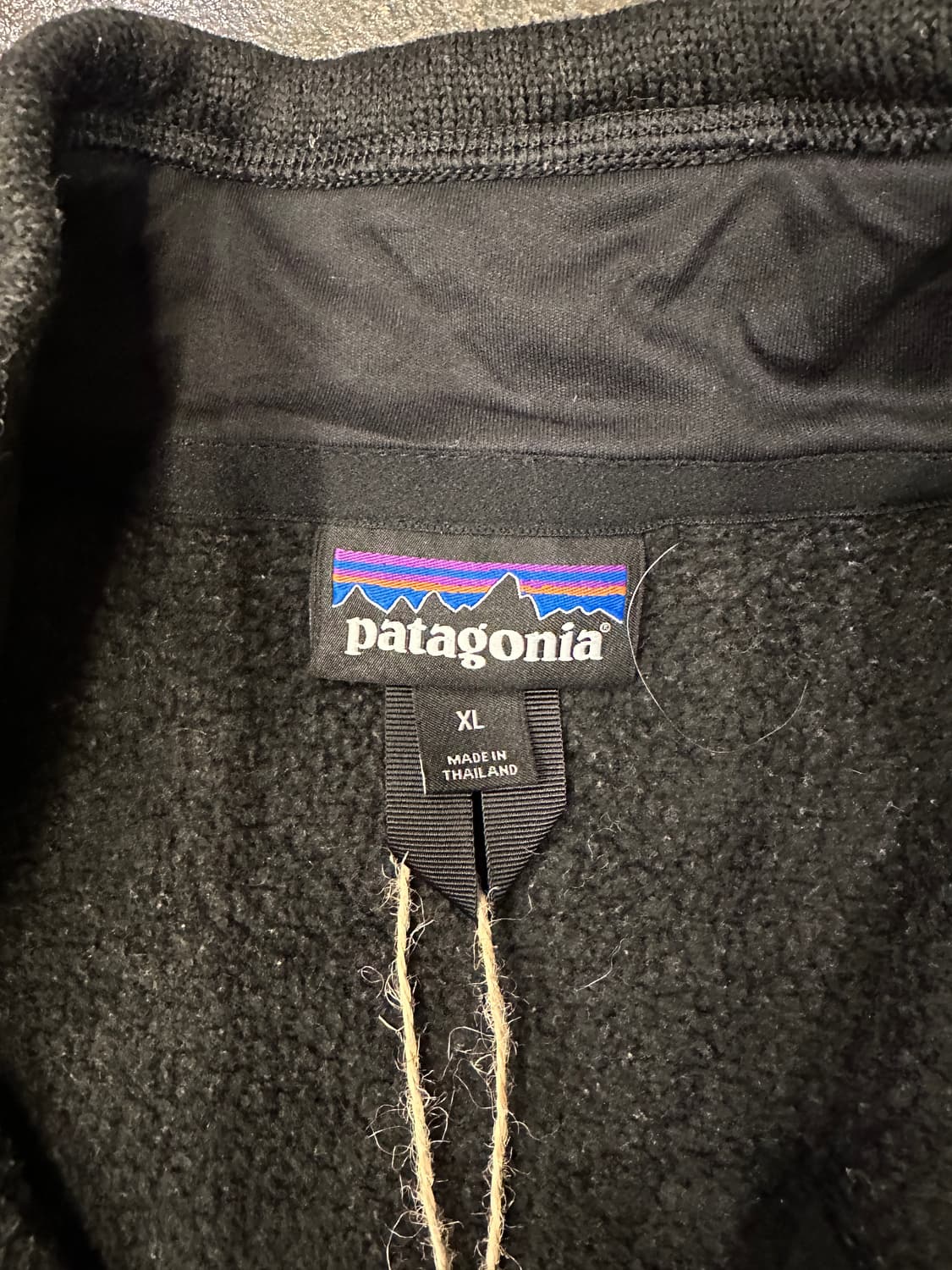 파타고니아 블랙 하프집업 롱슬리브 XL 상품이미지4