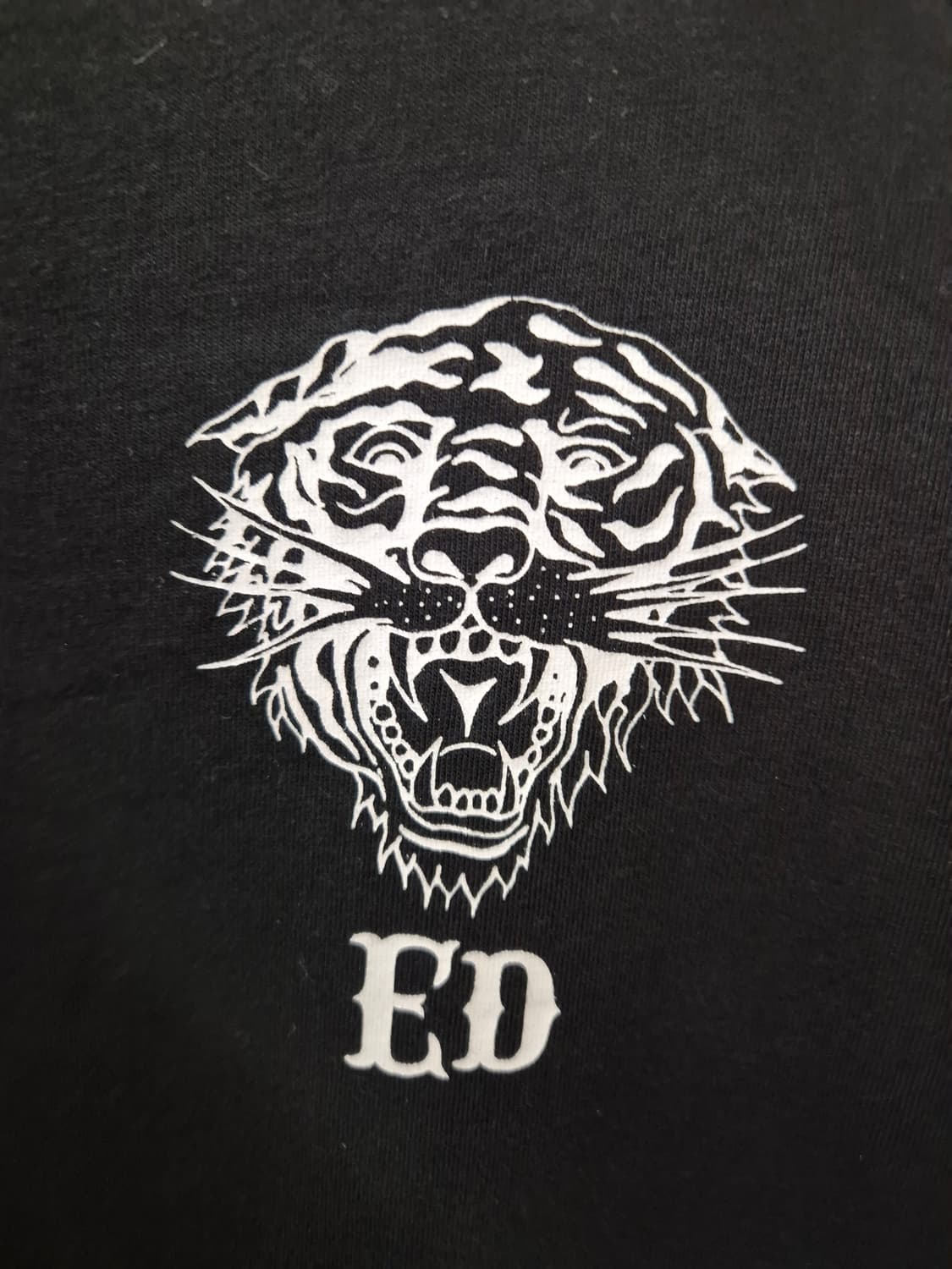 ED HARDY 블랙 타이거 롱슬리브 XS 상품이미지5