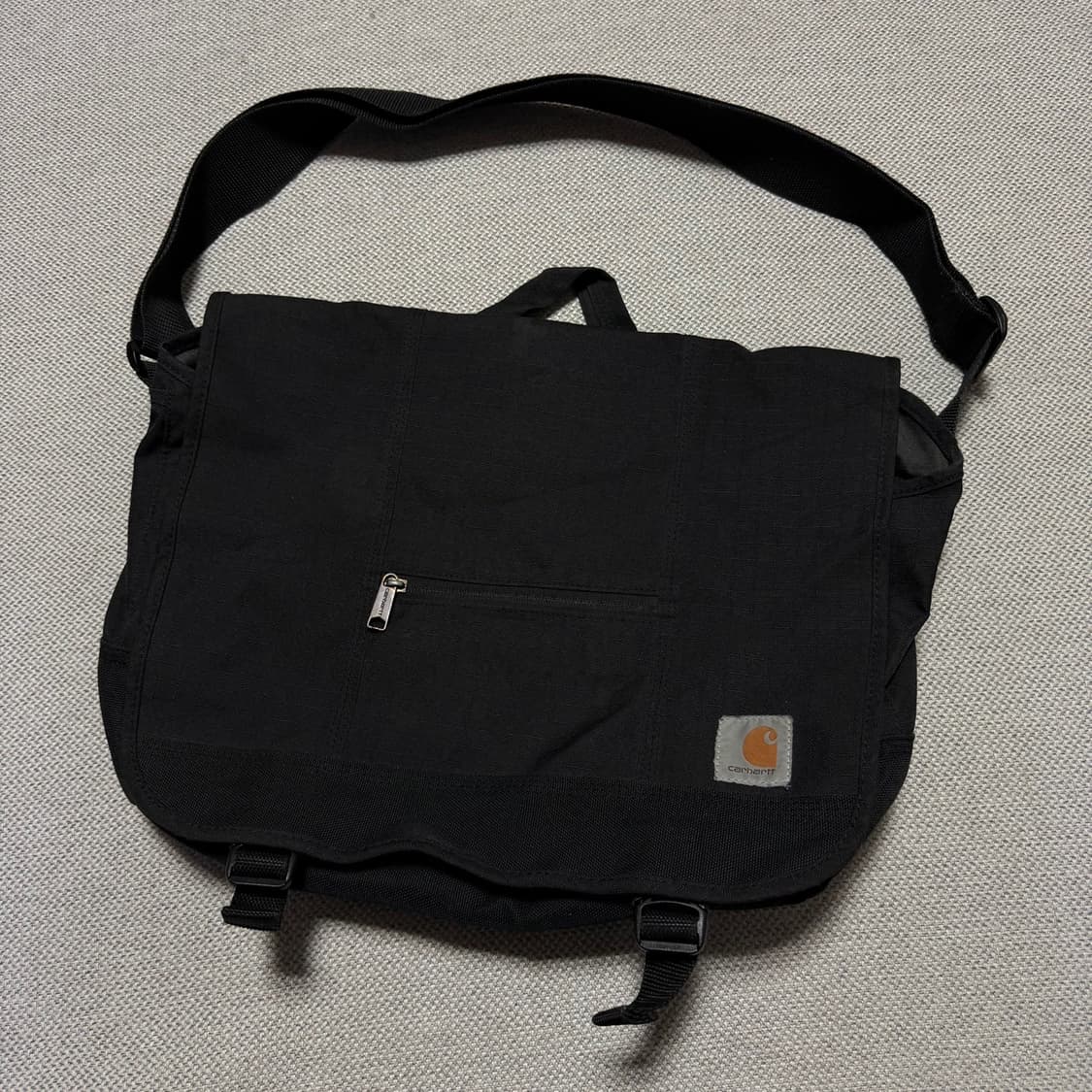 칼하트 블랙 메신저백 크로스백 상품이미지1