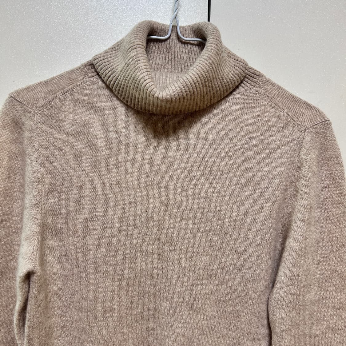 에잇세컨즈 캐시미어 100% 터틀넥 니트 베이지 M 상품이미지3