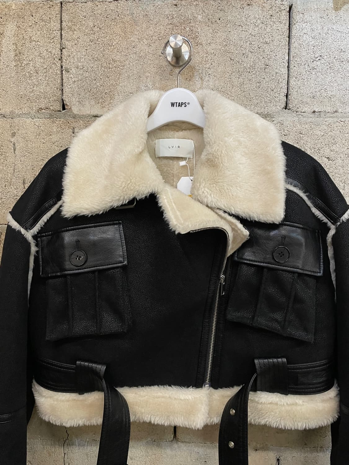 르비에르 숏 무스탕 자켓 상품이미지2