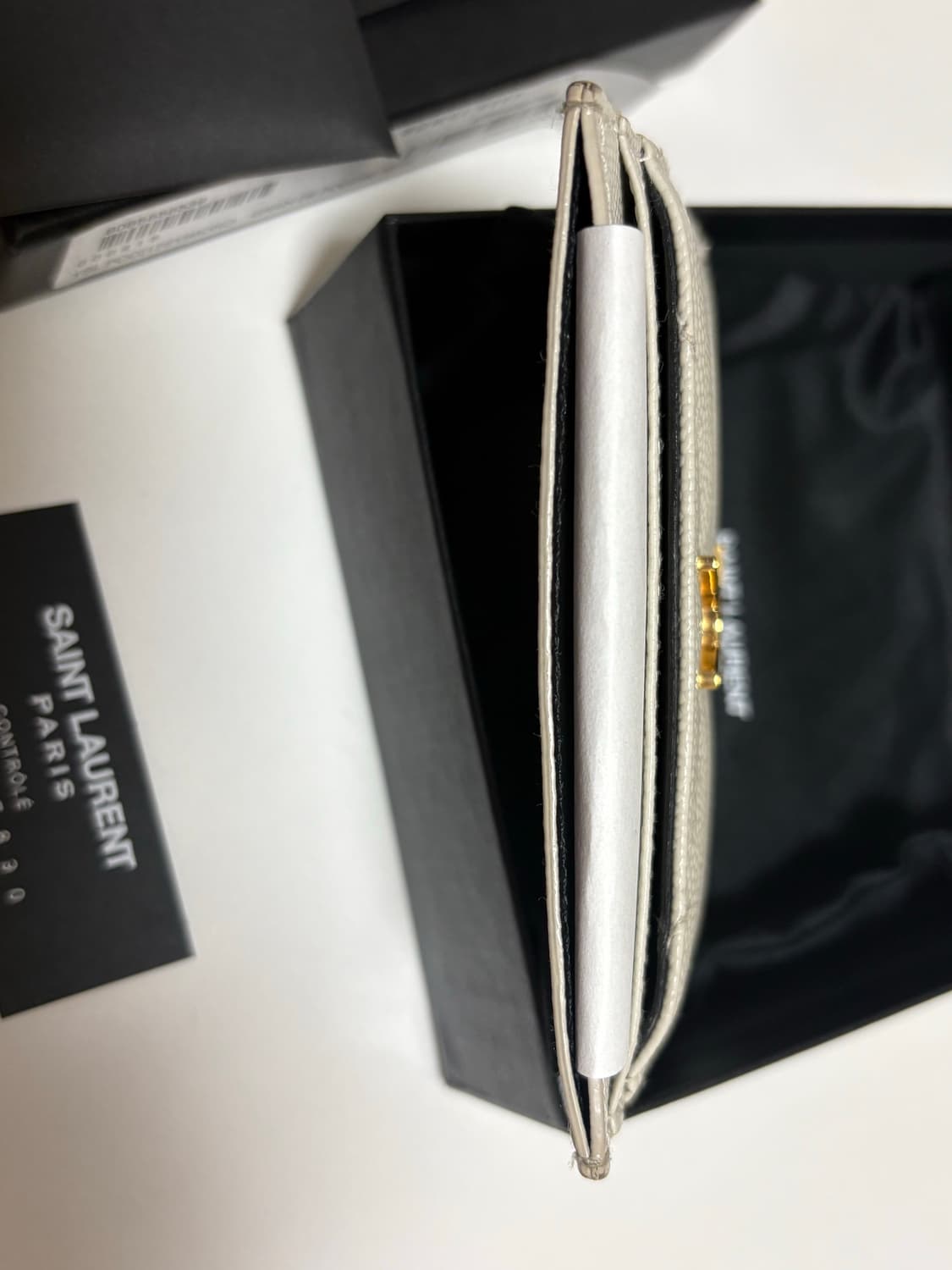 생로랑 카드 지갑 크림  상품이미지9