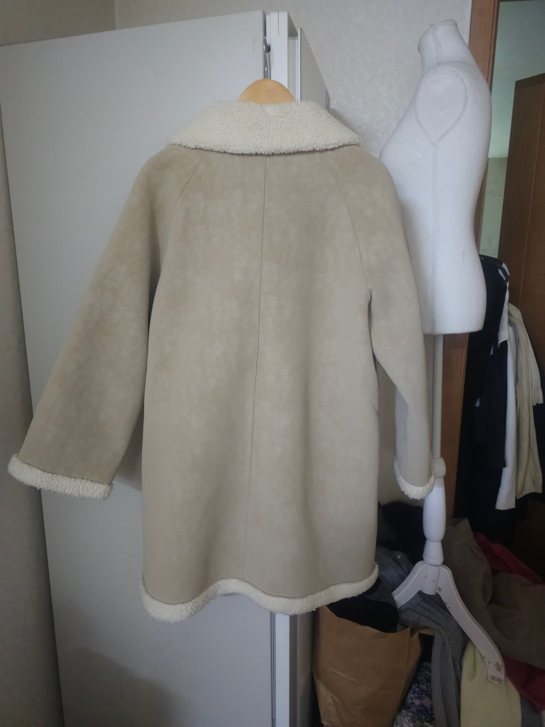 아뜨랑스 리버시블 하프 무스탕 상품이미지8