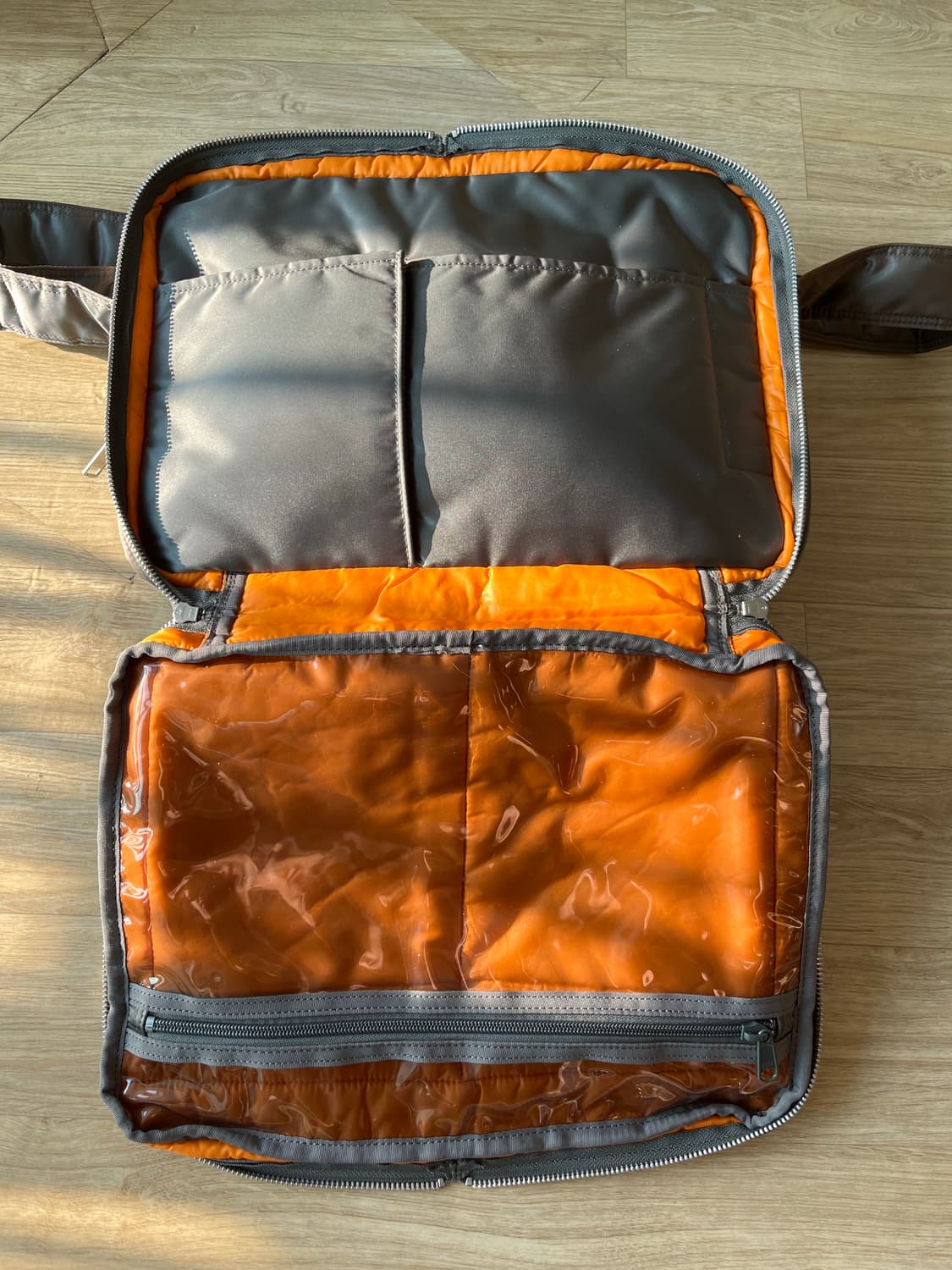 요시다 포터 탱커 숄더백 (XL) 실버 그레이 622-77137 상품이미지5