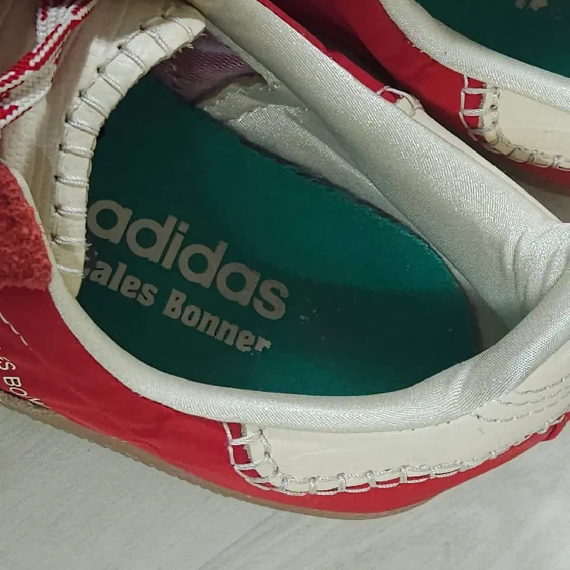 [아디다스 x 웨일스 보너 삼바 레드 / 255] 상품이미지7