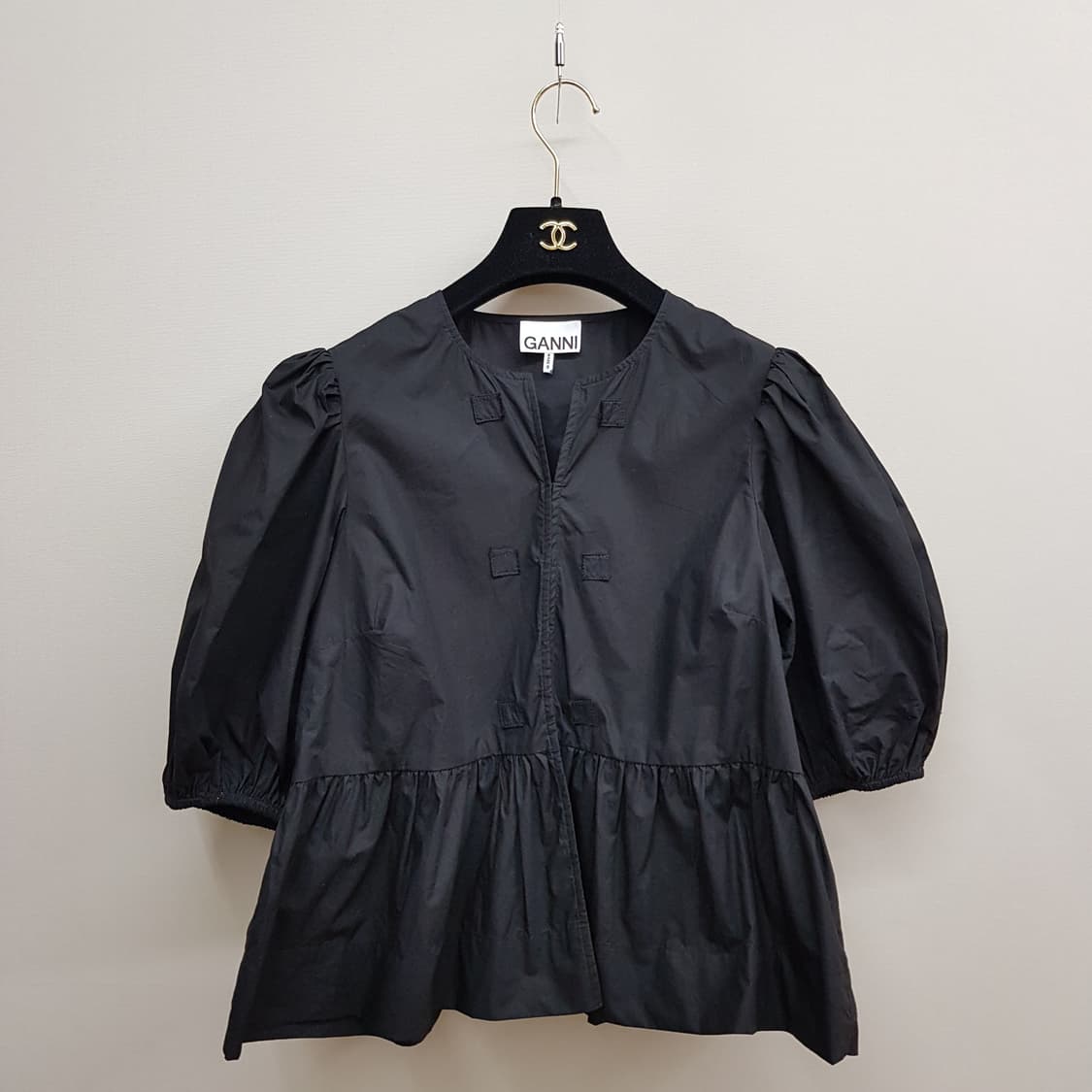 가니 퍼프 슬리브 플레어 블라우스 36사이즈 상품이미지1