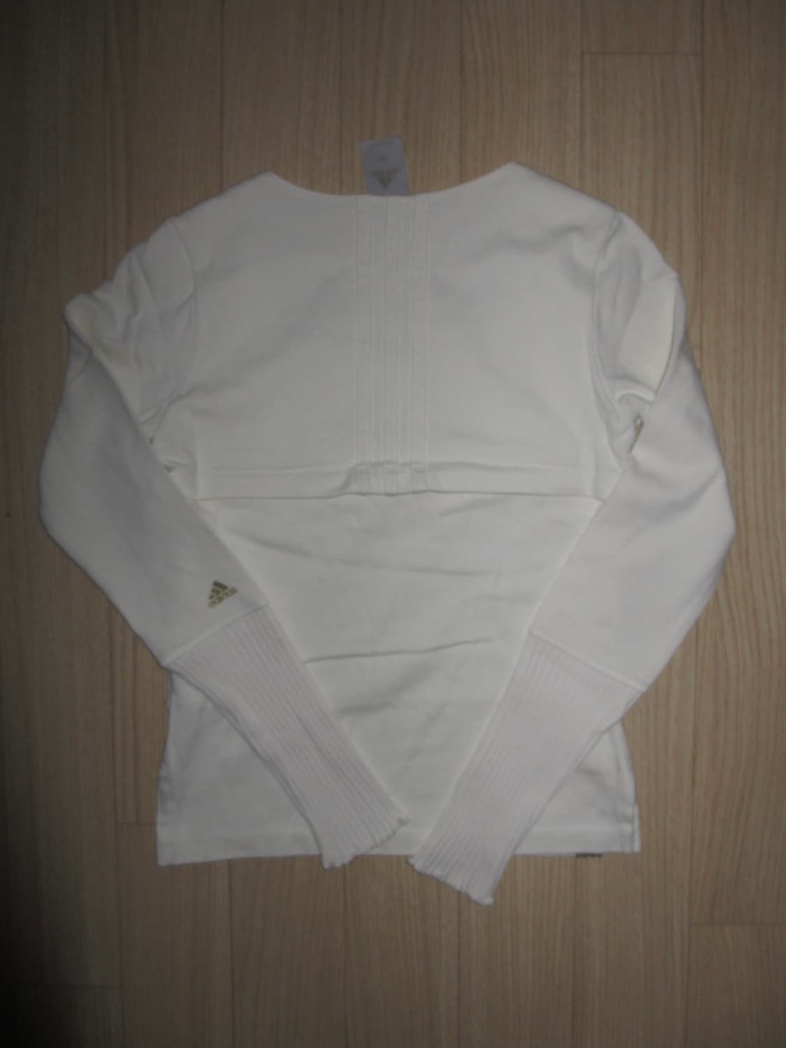 아디다스 Y2k 여성 화이트 & 골드 롱 슬리브 상품이미지2