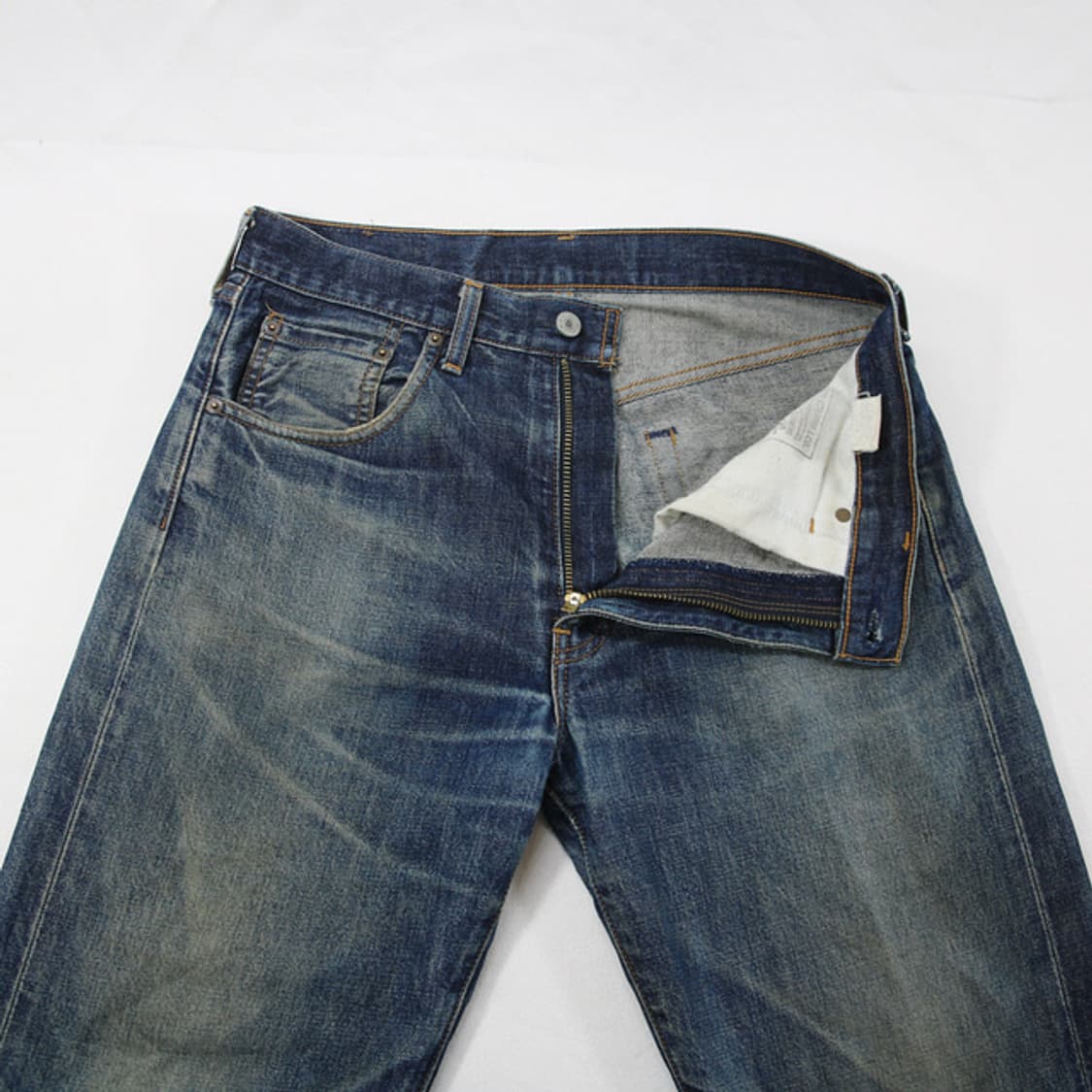(착용컷) 리바이스 502xx 빅E 셀비지 진 (32) 상품이미지9