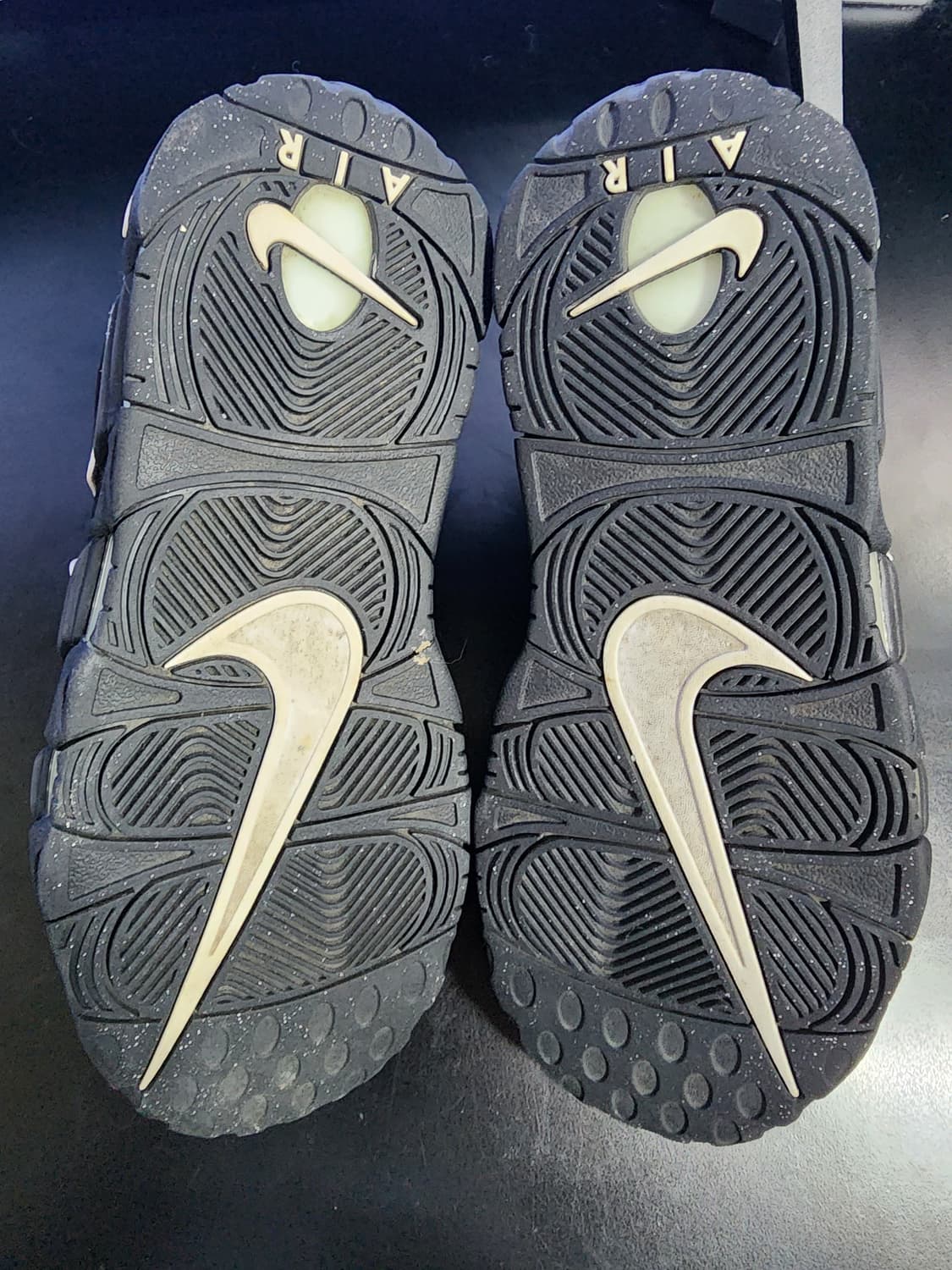 [250] 나이키 에어 모어 업템포 블랙 화이트 2020 상품이미지7