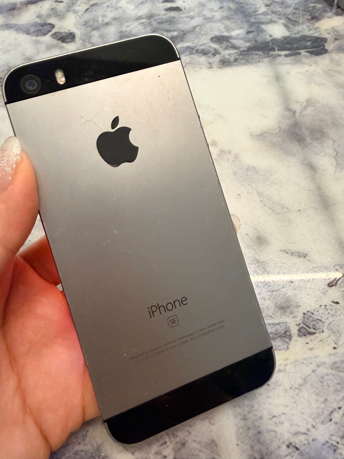 아이폰se32기가 배터리100 상품이미지1