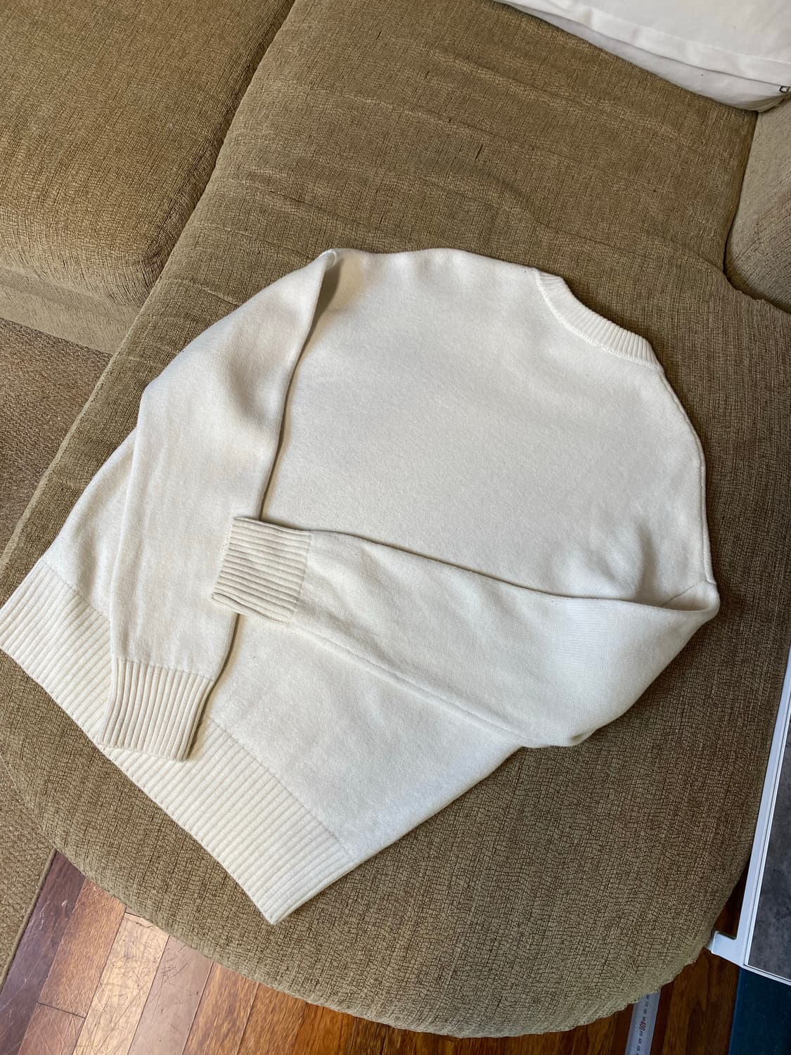 아미 메리노울 드 꾀흐 스웨터 (100사이즈) 상품이미지6