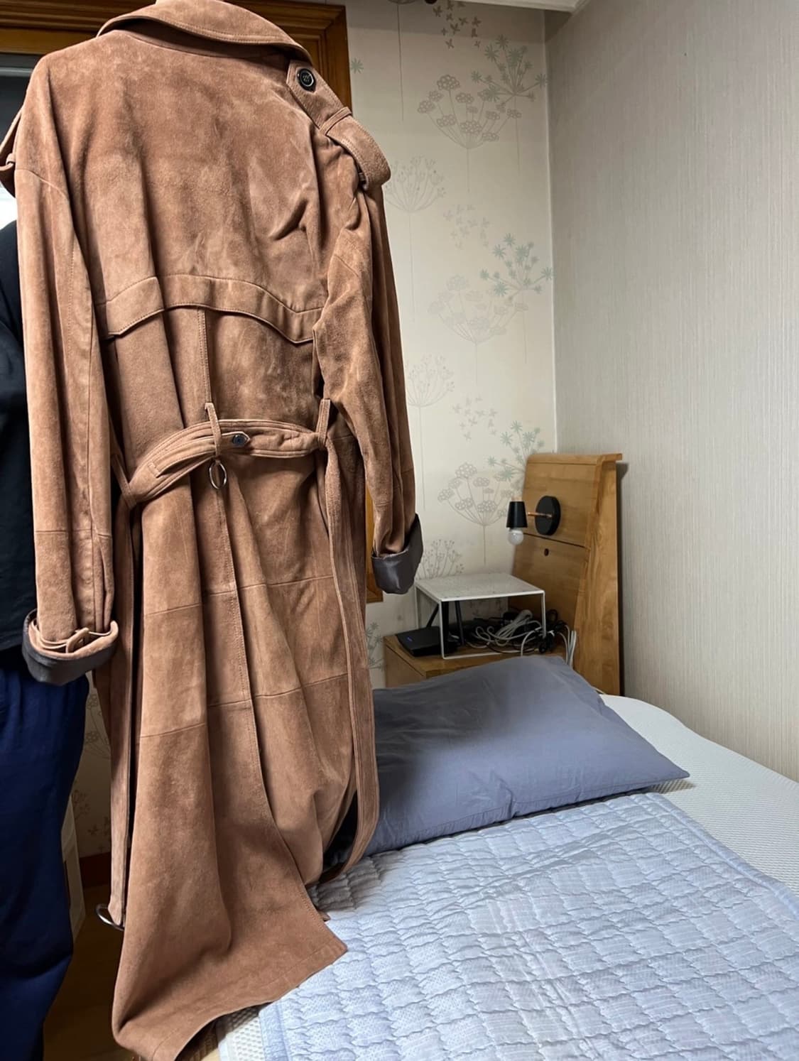 솔리드옴므 고트스킨 스웨이드 트렌치 코트 상품이미지3