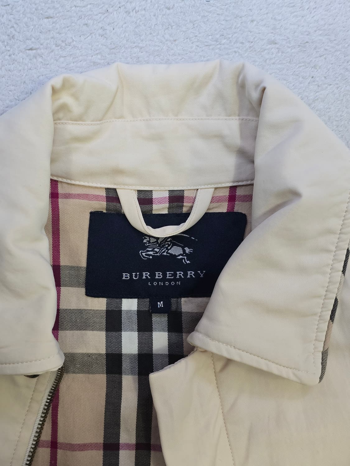 Burberry 정품 버버리 상아 폴리쉘 자켓 M사이즈 상품이미지7