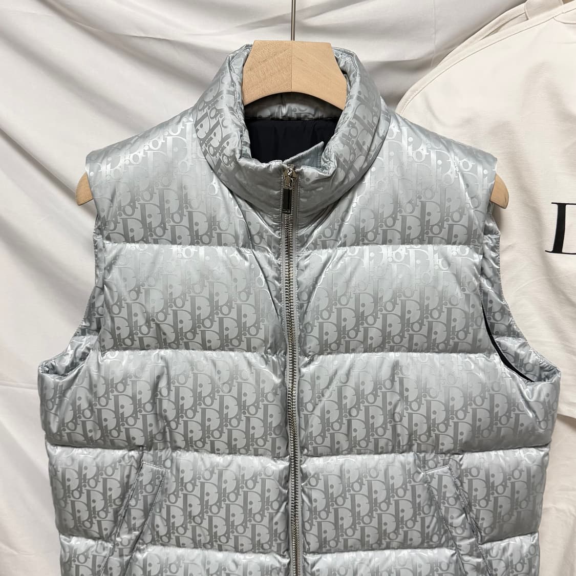 [S+급/48] 디올 오블리크 조끼 패딩 베스트 실버 상품이미지2