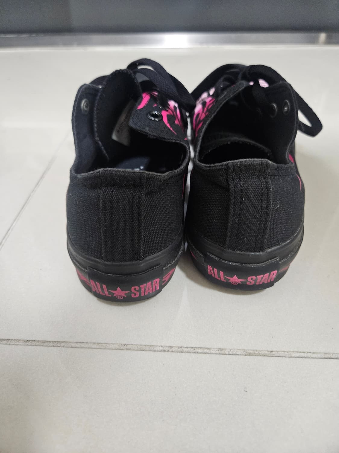 컨버스 플레임 핑크 255 상품이미지3