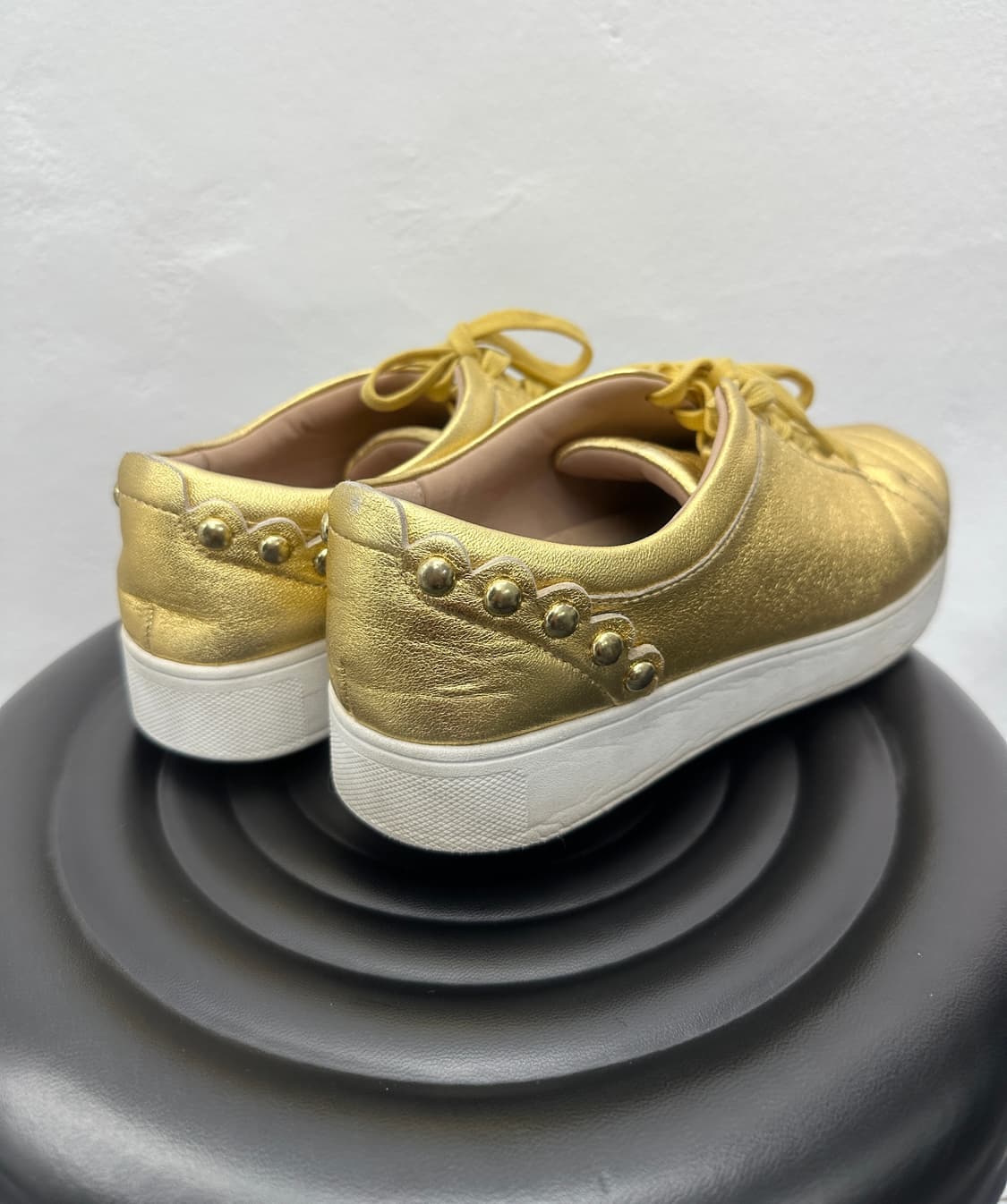 Fitflop stud point gold sneakers  상품이미지2