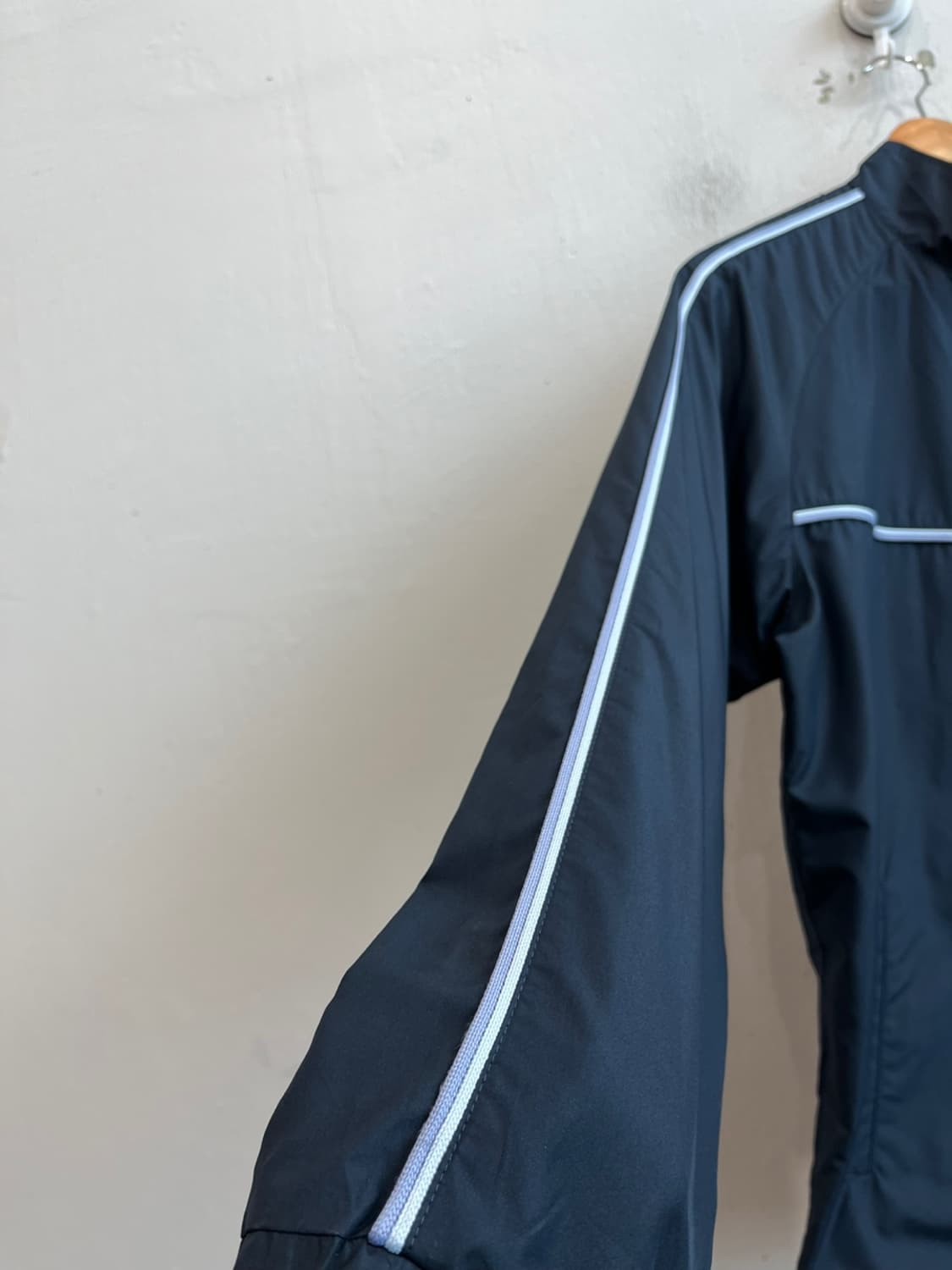 나이키 재팬 바람막이 윈드자켓 우먼즈 상품이미지2