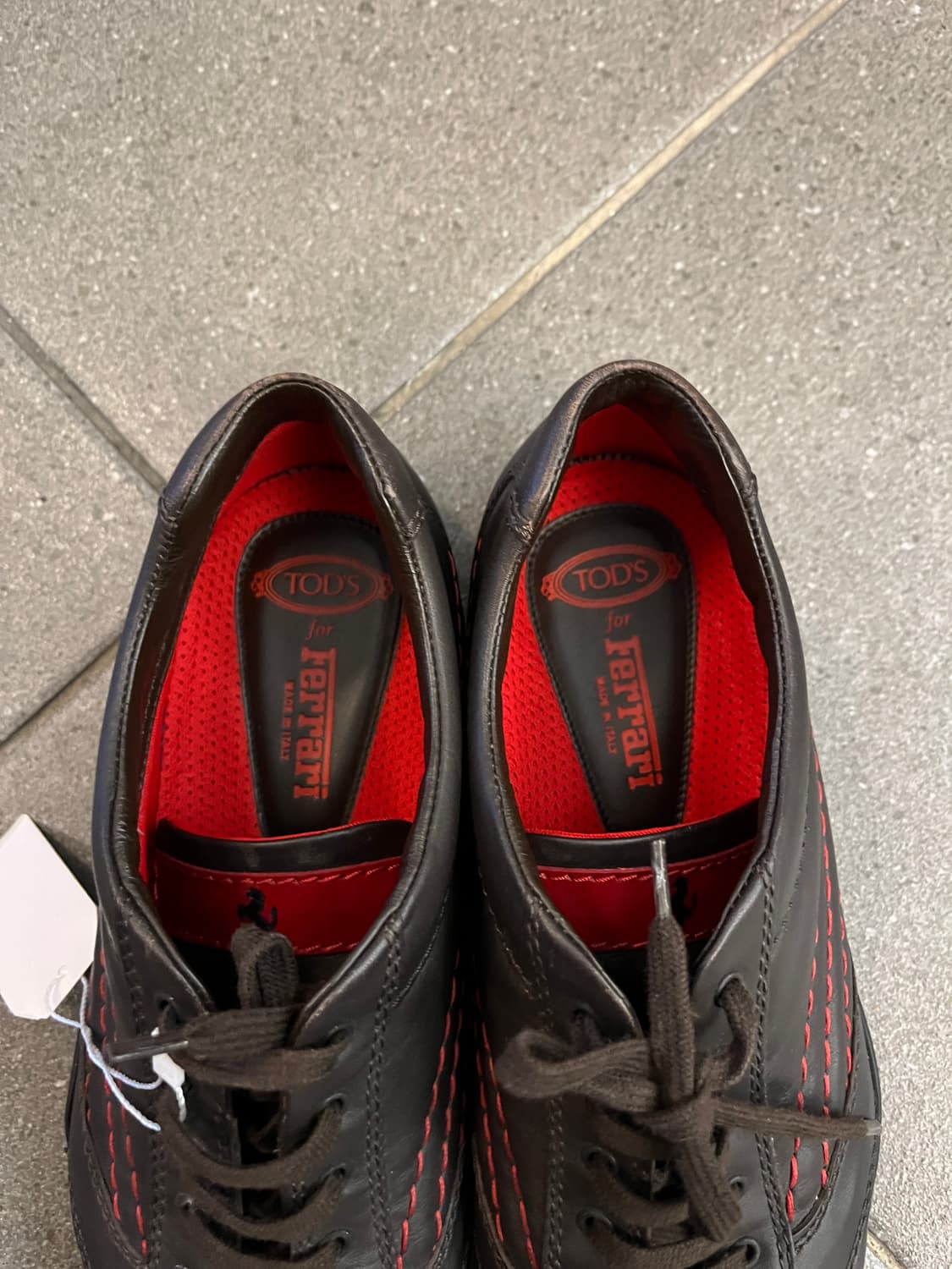 토즈x페라리 새상품 39size 상품이미지3