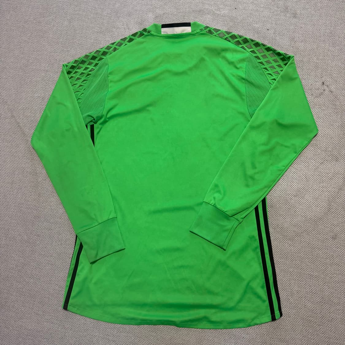 아디다스 맨체스터 유나이티드 골키퍼 유니폼 상품이미지8