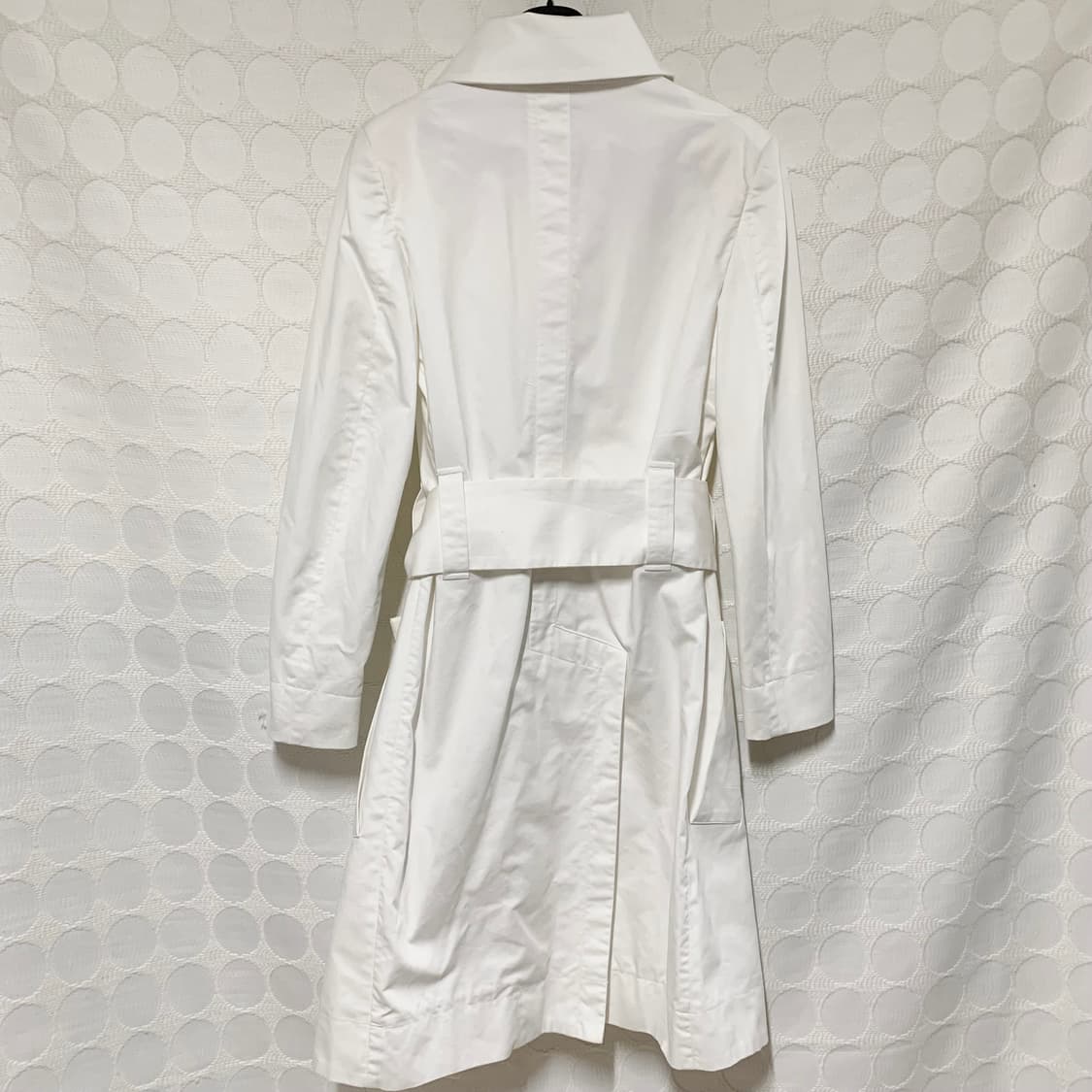 비비안 웨스트우드 화이트 트렌치 코트 상품이미지5