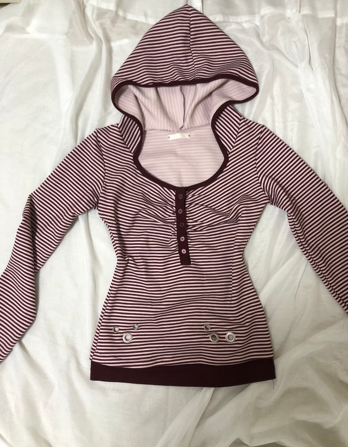 일리고 버건디 슬리브 상품이미지3