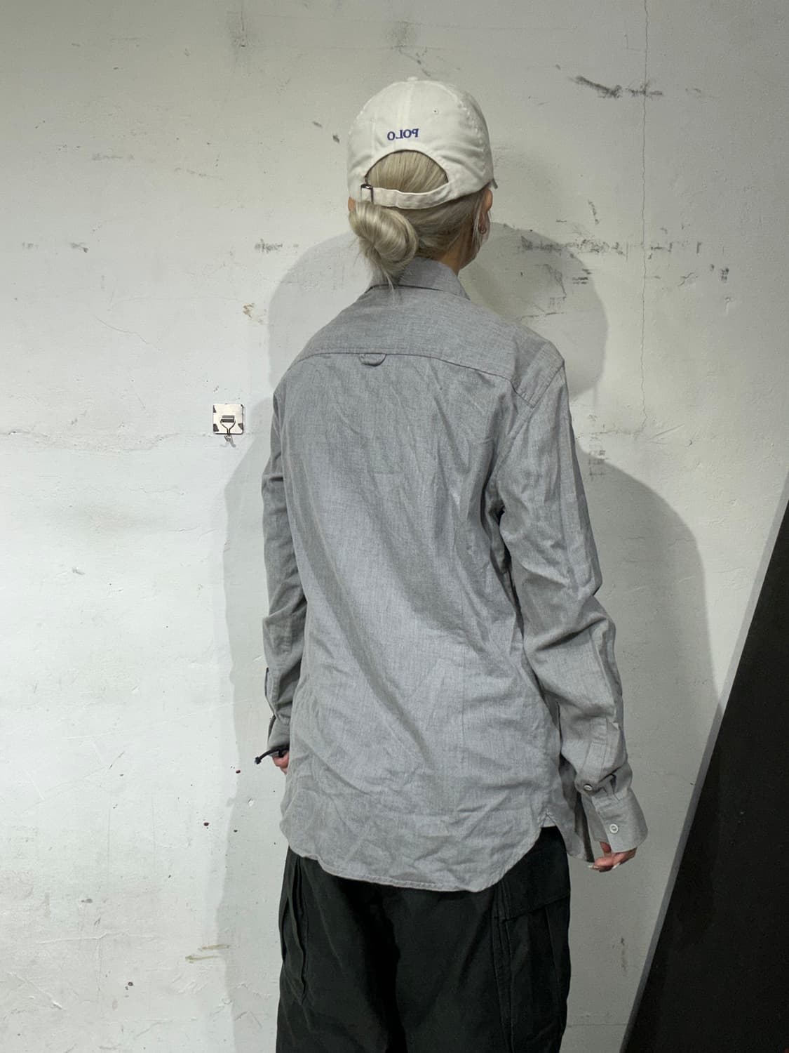 솔리드옴므 우영미 오버핏 그레이 셔츠 100  상품이미지2