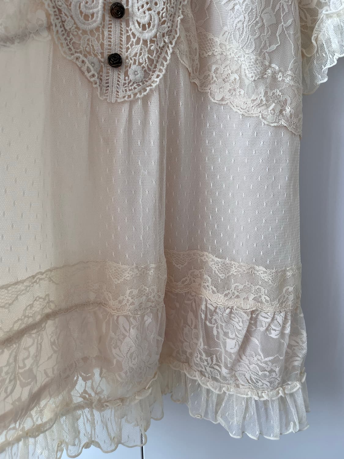 엑시즈팜 axes femme 장미 레이스 블라우스 상품이미지10