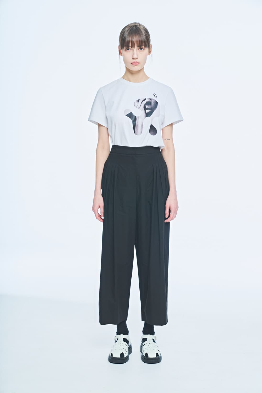 퍼블리카엑스 마엘 핀턱 팬츠 슬랙스 MAEL TUCK PANTS 상품이미지1