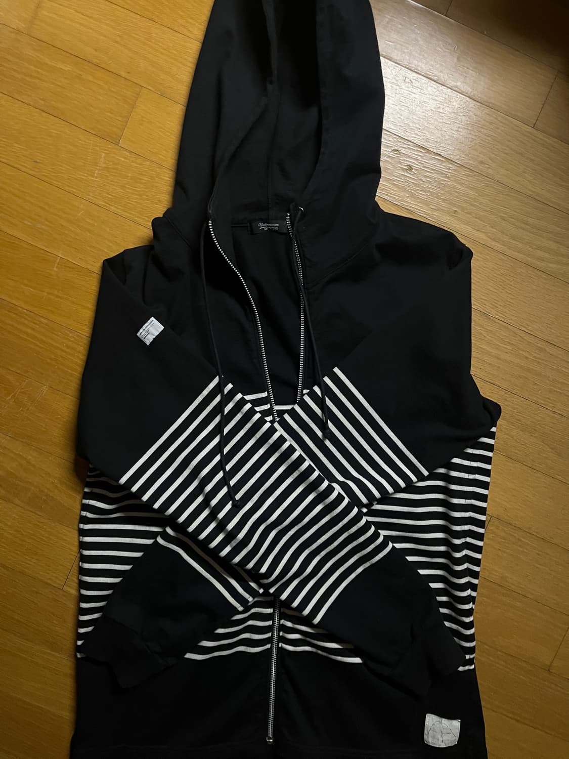 언더커버 언더맨 하이넥 보더 스트라이프 집업 상품이미지3