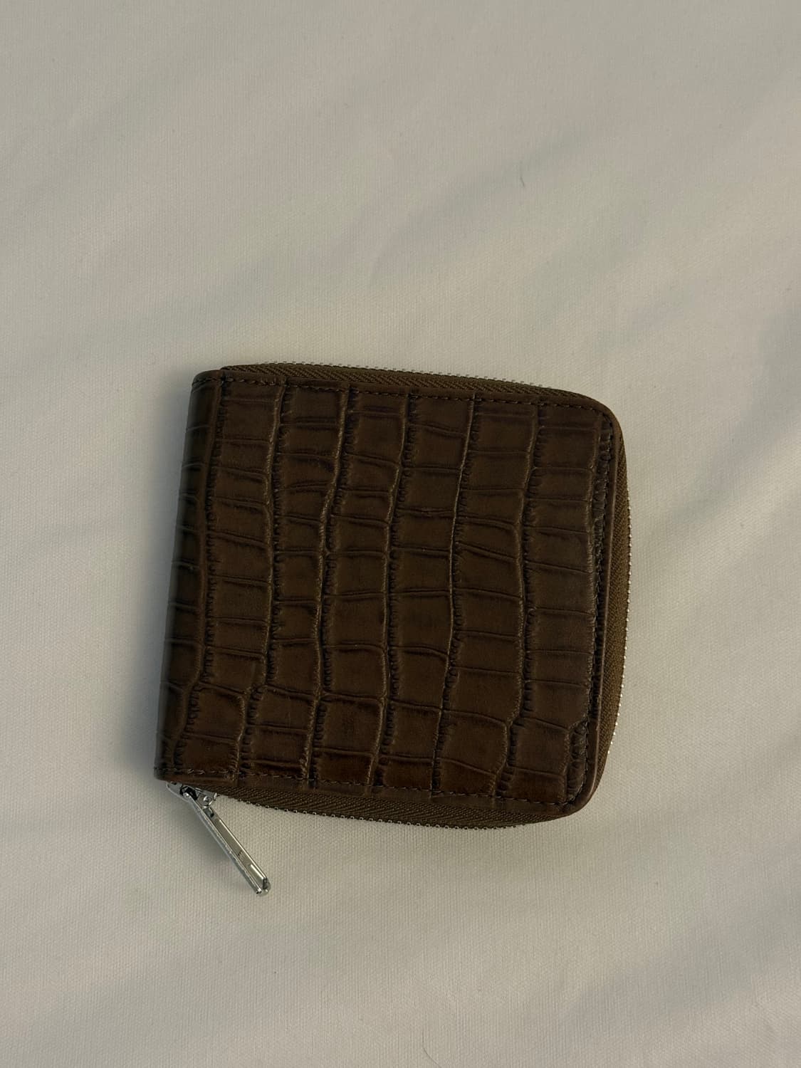 레귤라 지갑 PATTERNED LEATHER ZIP WALLET 상품이미지2