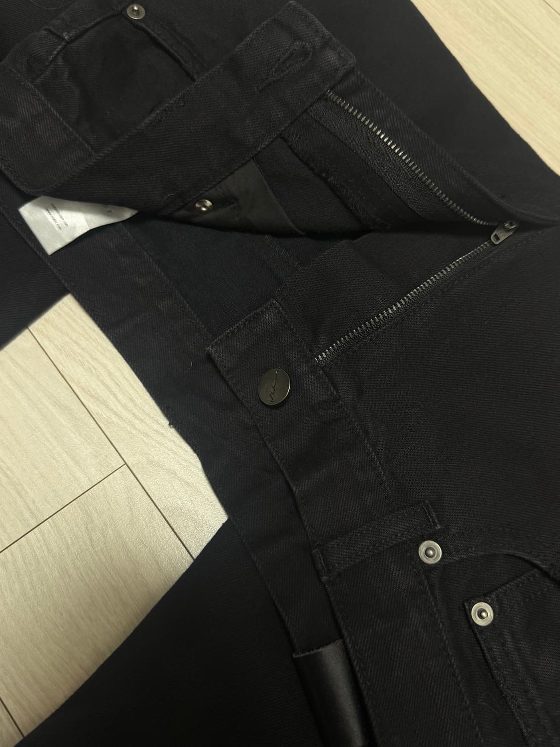 노이어 디스트로이드플레어진 블랙 50 상품이미지5