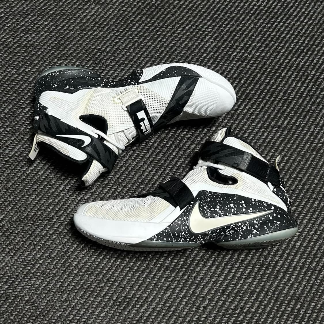 [290mm] Nike 나이키 르브론 솔저9 농구화 상품이미지1