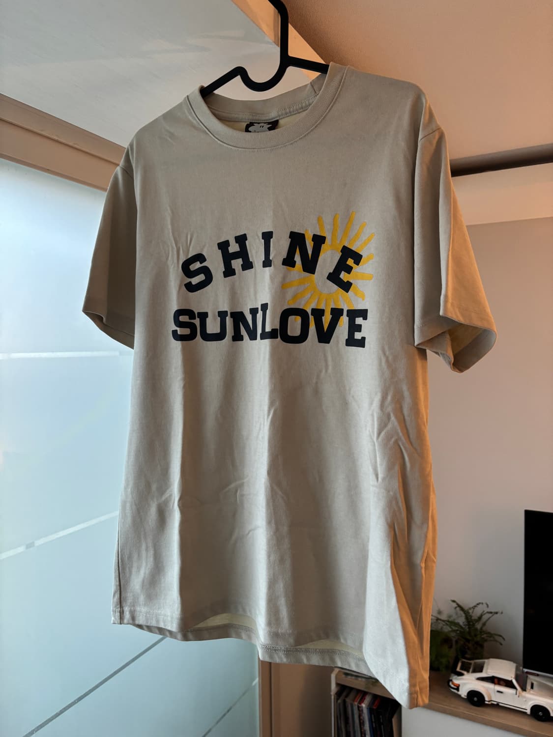Sunlove 티셔츠 판매합니다 상품이미지2