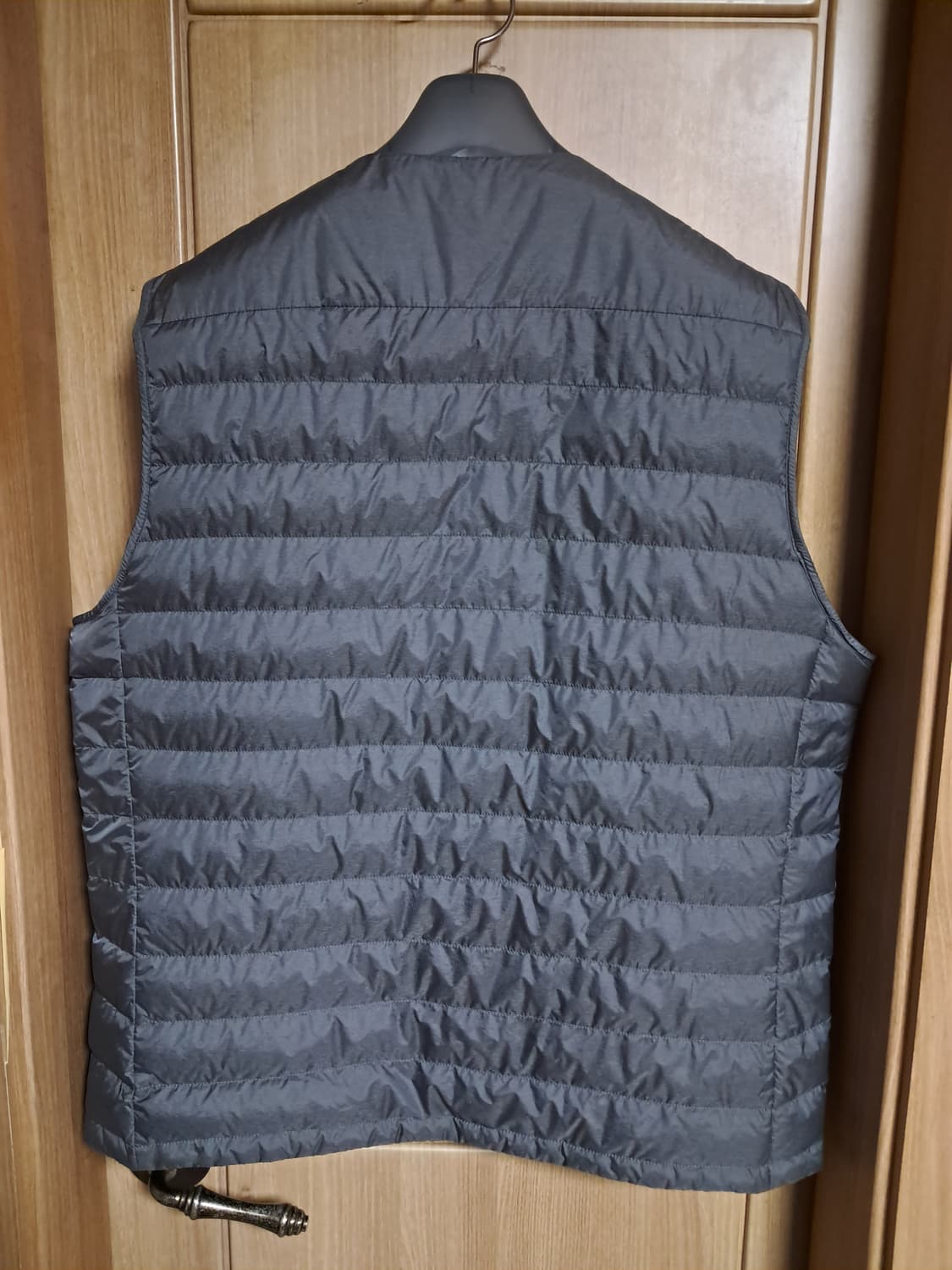 유니클로 경량 패딩조끼 XL 상품이미지3