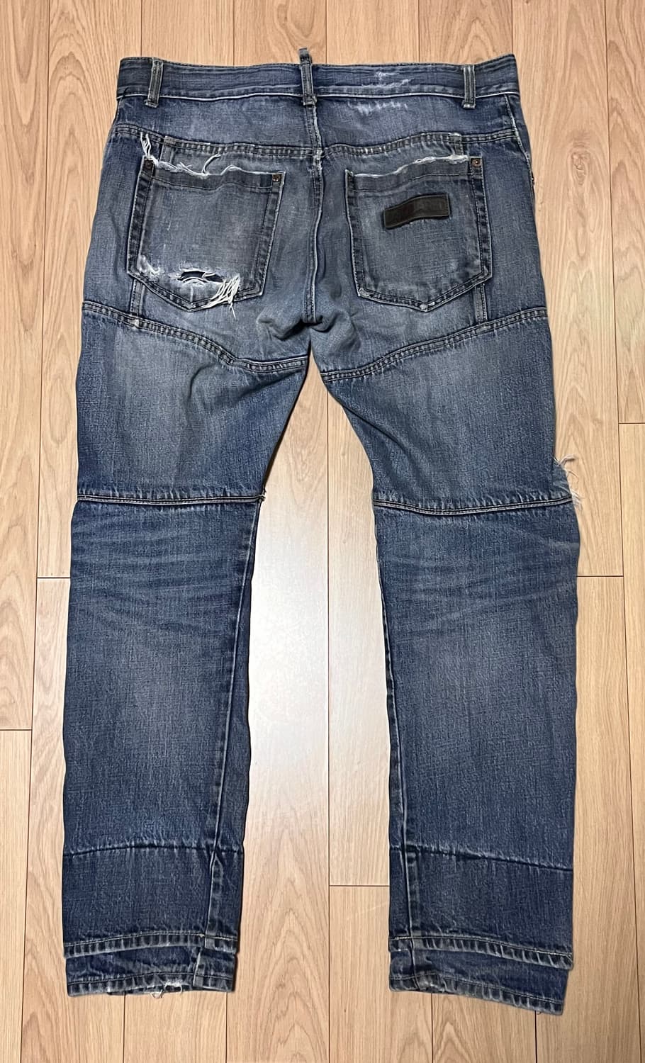 디스퀘어드 데미지 워싱 청바지 48 상품이미지5