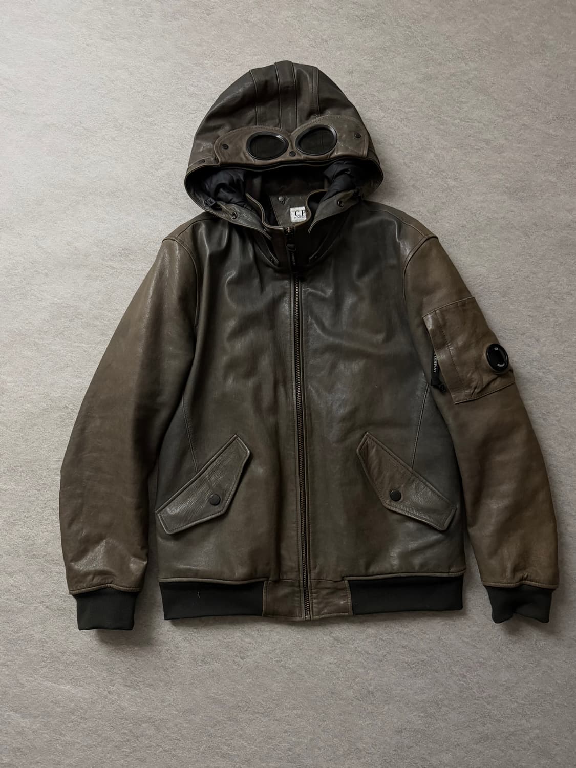 CP컴퍼니 고글 램스킨 레더자켓 상품이미지1