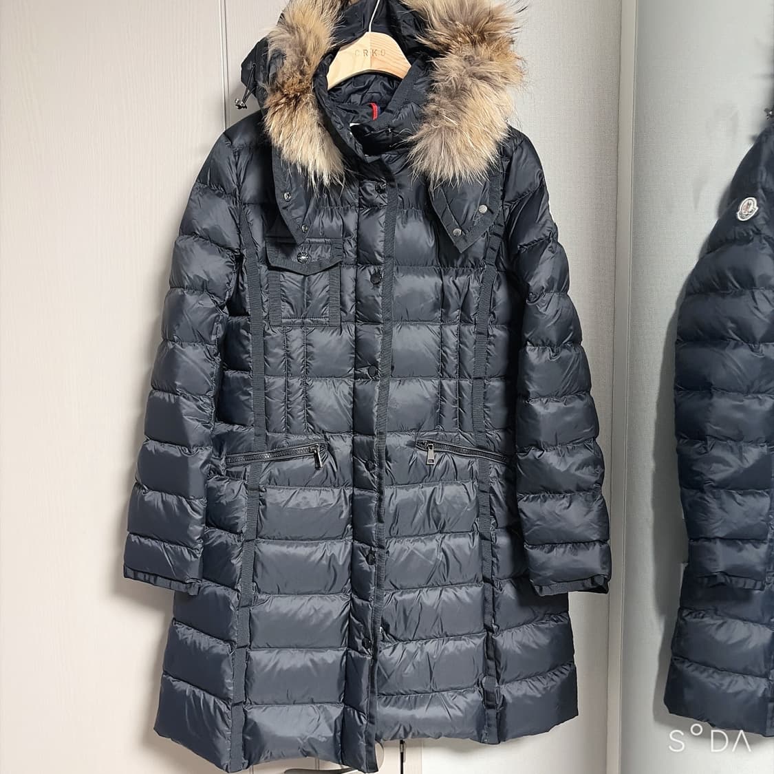 몽클레어 헤르민 퍼 롱패딩 2사이즈 상품이미지1